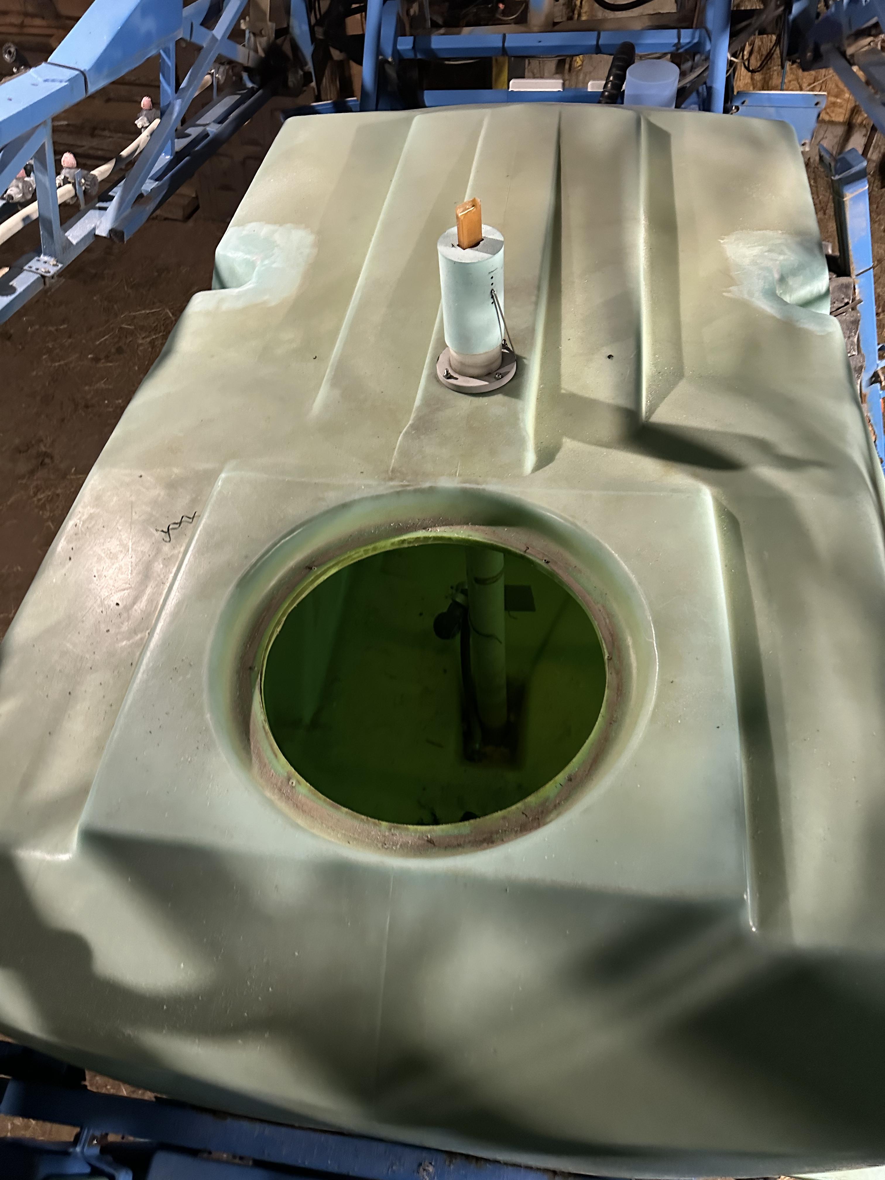 Foto 3 der Reparatur — Spritzentank-Reparatur Berthoud