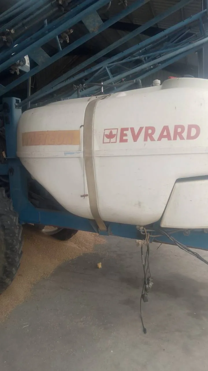Foto 4 der Reparatur — Spritzentank-Reparatur Hardi Evrard — Popławy
