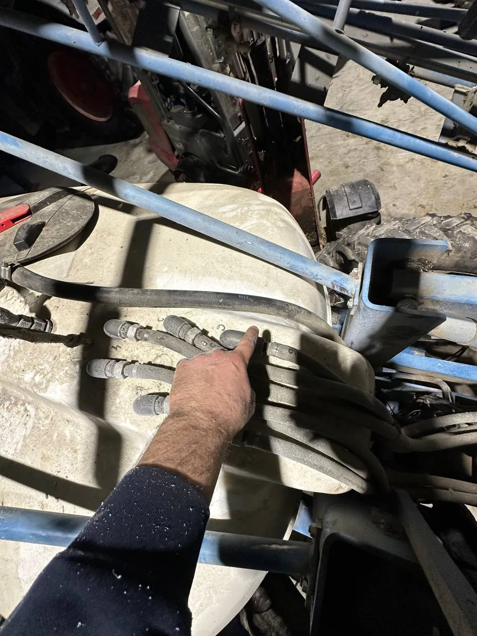 Foto 17 der Reparatur — Spritzentank-Reparatur Hardi Evrard — Popławy