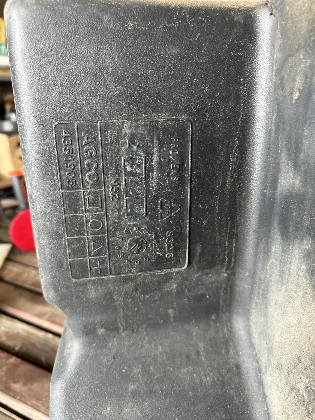 Foto 5 der Reparatur — Kraftstofftank-Reparatur Massey Ferguson 7615 — Dąbrowa