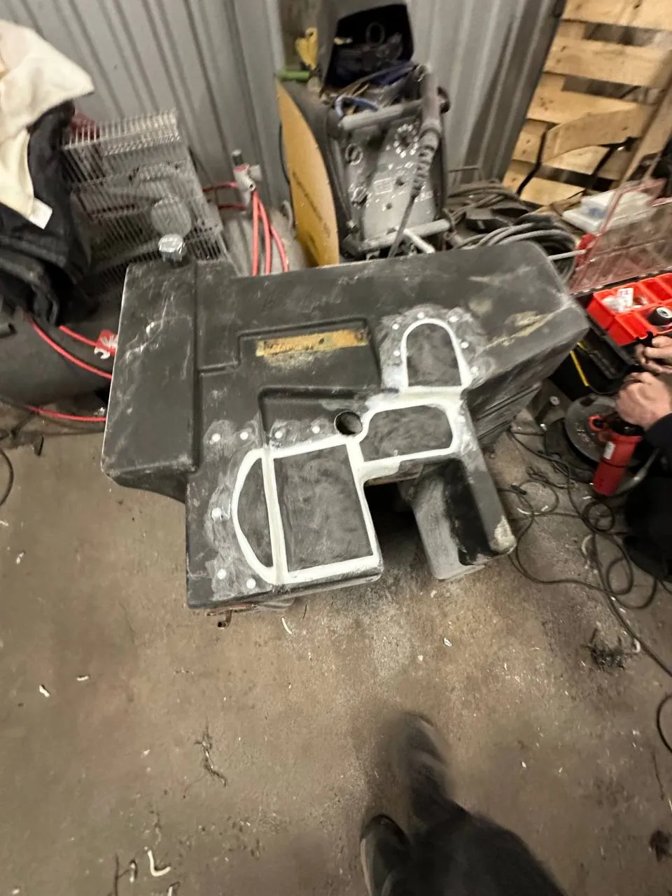 Kraftstofftank — Fendt 900 Vario