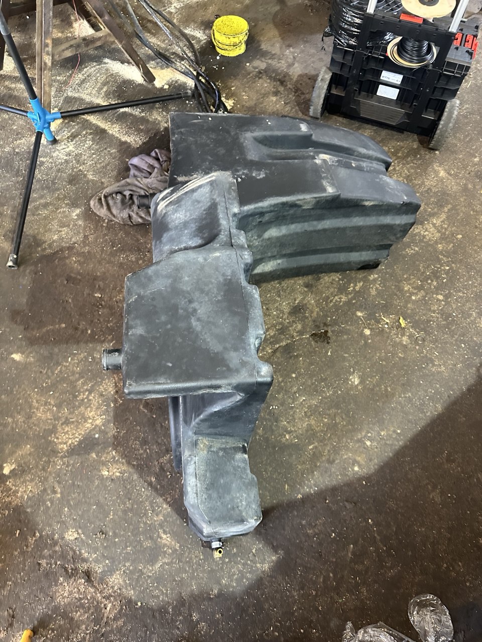 Foto 5 der Reparatur — Kraftstofftank-Reparatur John Deere