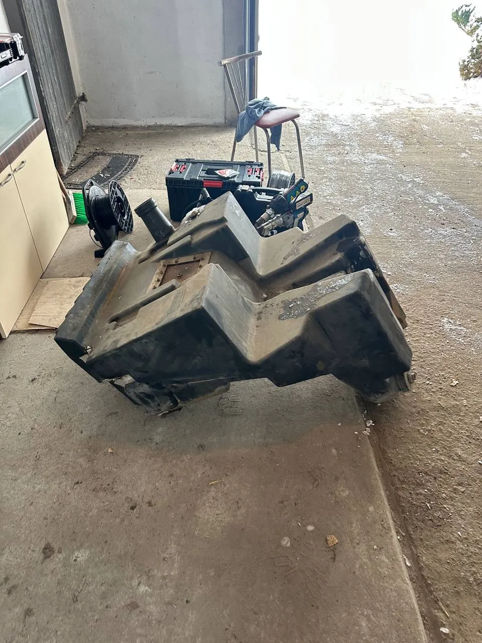 Foto 5 der Reparatur — Tank-Reparatur an der Spezialmaschine — Morgi