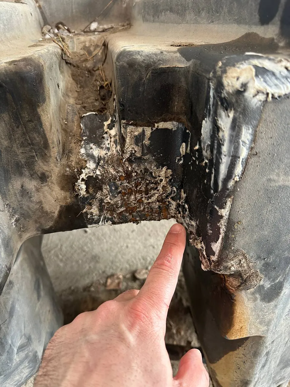 Foto 6 der Reparatur — Tank-Reparatur an der Spezialmaschine — Morgi