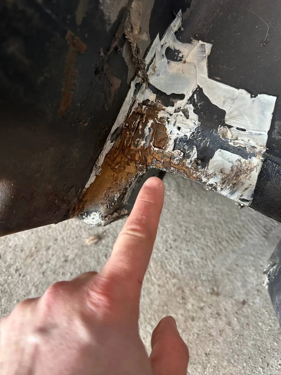 Foto 7 der Reparatur — Tank-Reparatur an der Spezialmaschine — Morgi