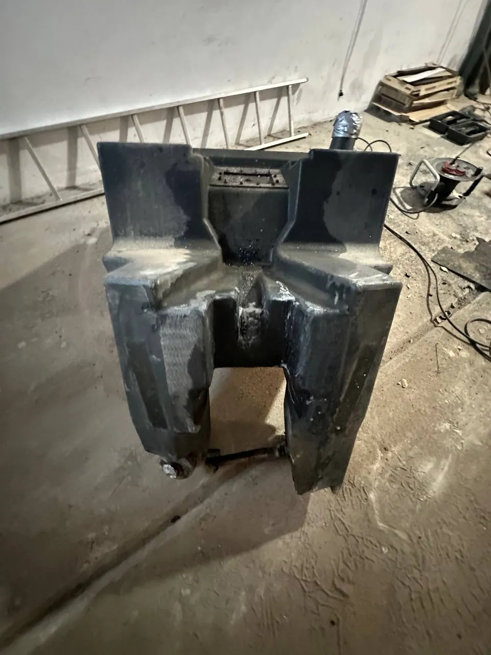 Foto 16 der Reparatur — Tank-Reparatur an der Spezialmaschine — Morgi