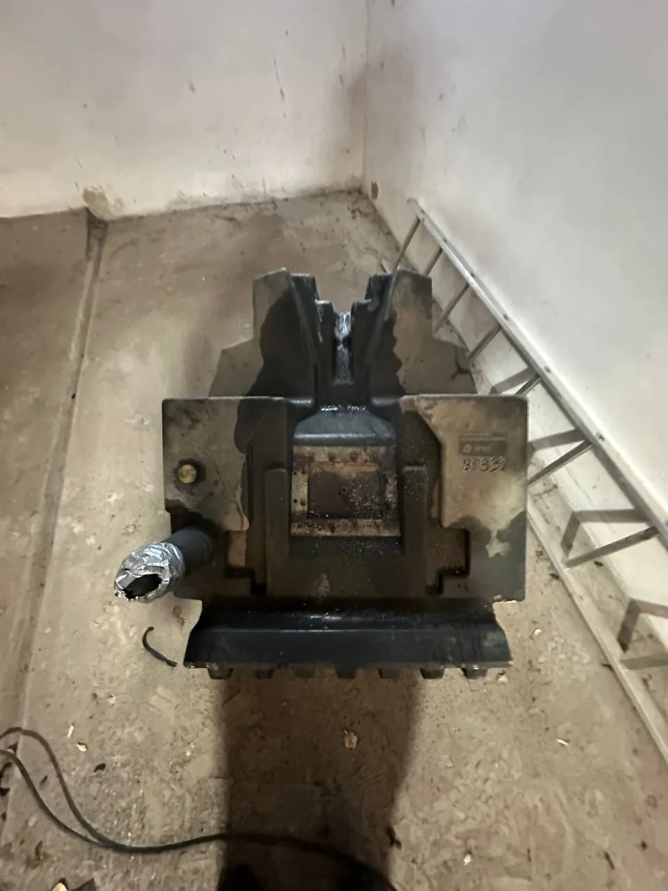 Foto 18 der Reparatur — Tank-Reparatur an der Spezialmaschine — Morgi