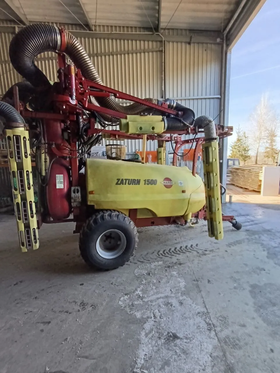 Spritzentank — Hardi Zaturn 1500