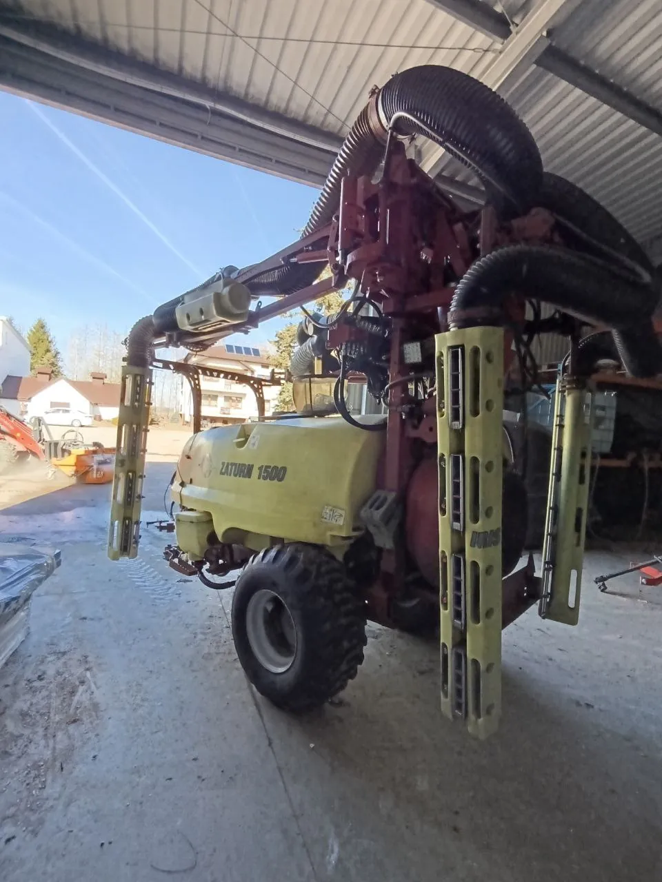 Foto 3 der Reparatur — Spritzentank-Reparatur Hardi Zaturn 1500 — Warszawa