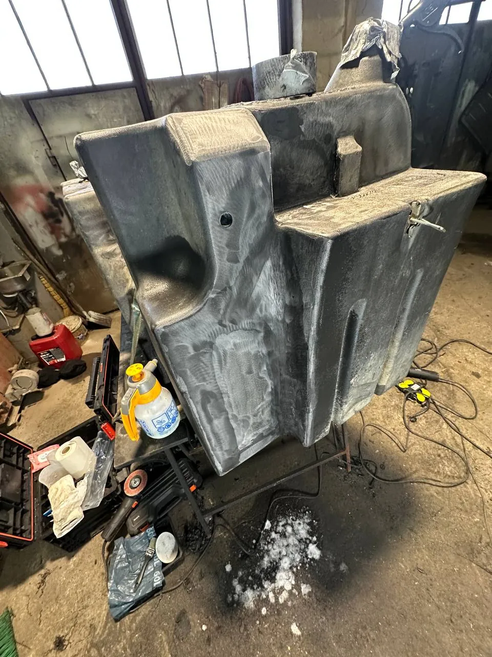 Foto 17 der Reparatur — Kraftstofftank-Reparatur Massey Ferguson — Zbuczyn
