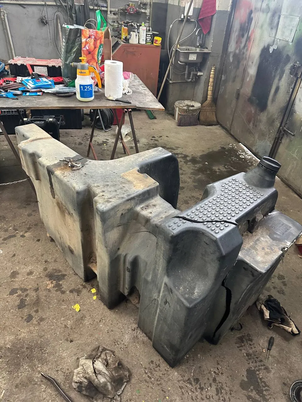 Foto 22 der Reparatur — Kraftstofftank-Reparatur Massey Ferguson — Zbuczyn