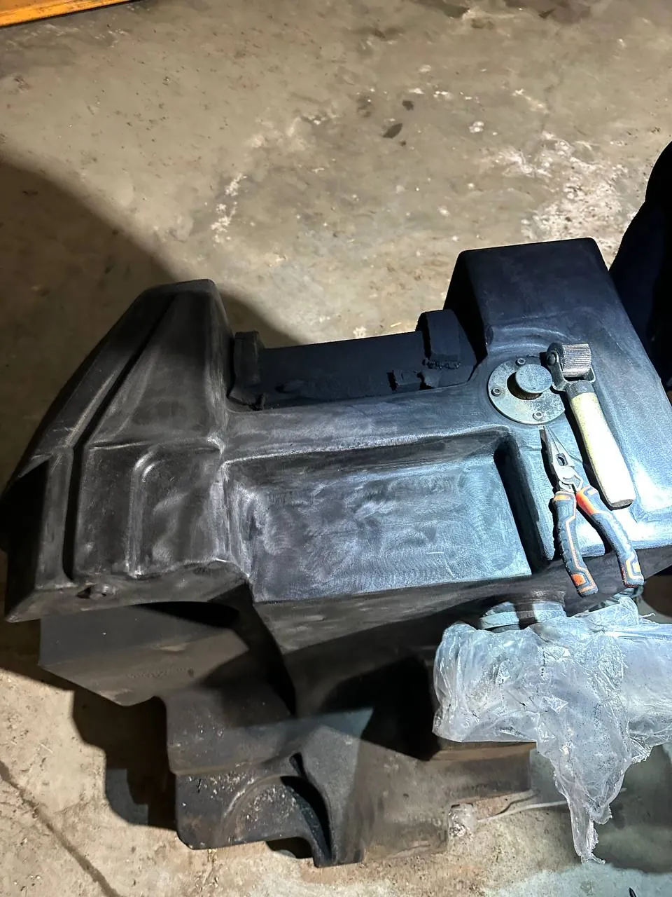 Foto 6 der Reparatur — Kraftstofftank-Reparatur Fendt 924 — Mierzeszyn