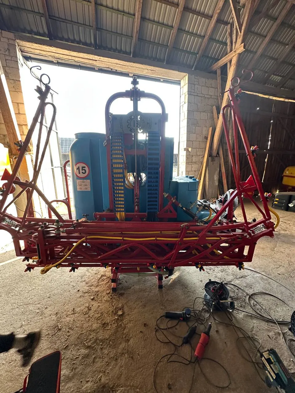 Foto 14 der Reparatur — Spritzentank-Reparatur an der Anbauspritze — Brzózki