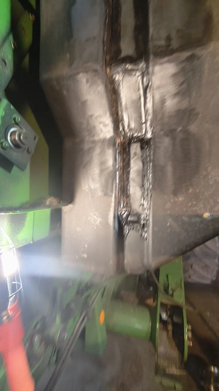 Foto 11 der Reparatur — Kraftstofftank-Reparatur John Deere 1450 — Knyszyn