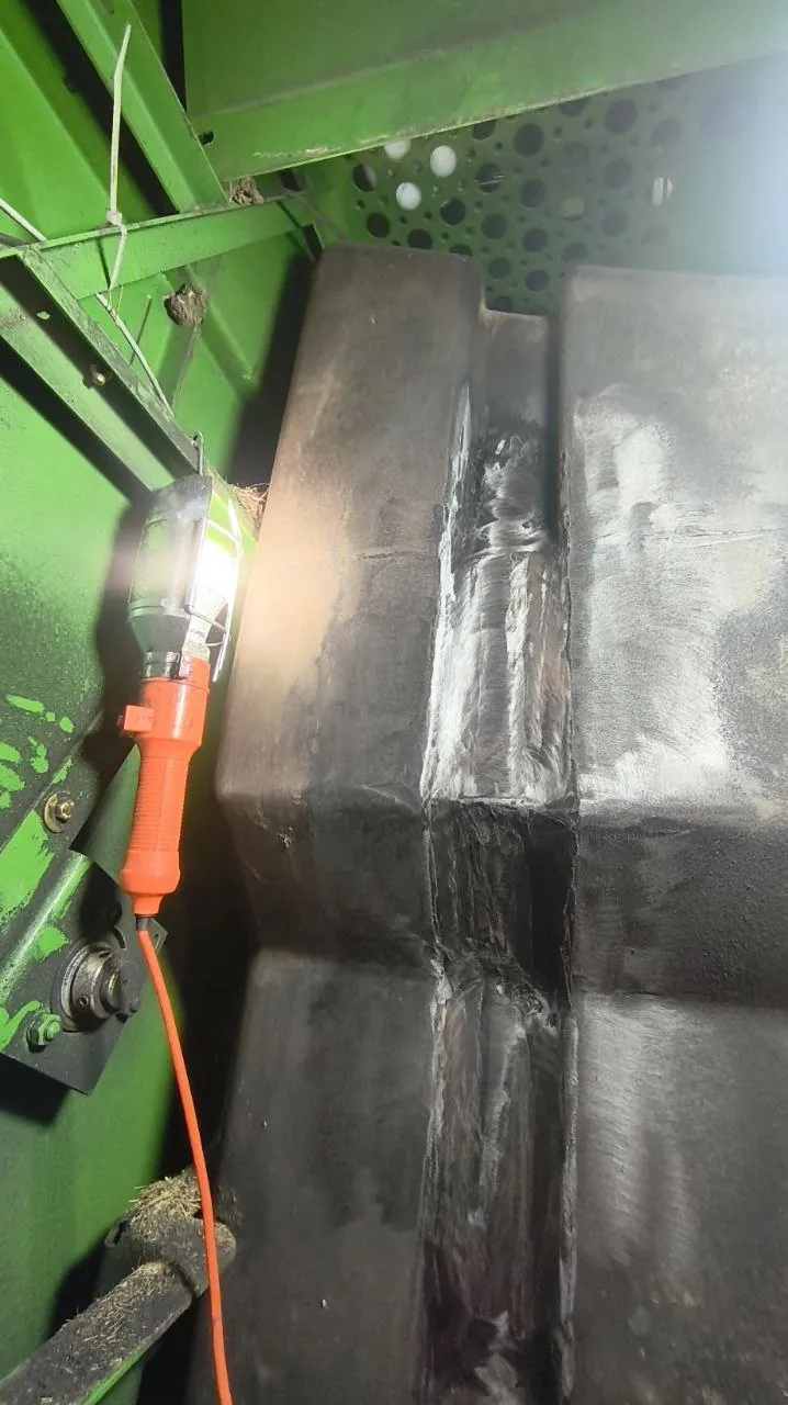 Foto 17 der Reparatur — Kraftstofftank-Reparatur John Deere 1450 — Knyszyn