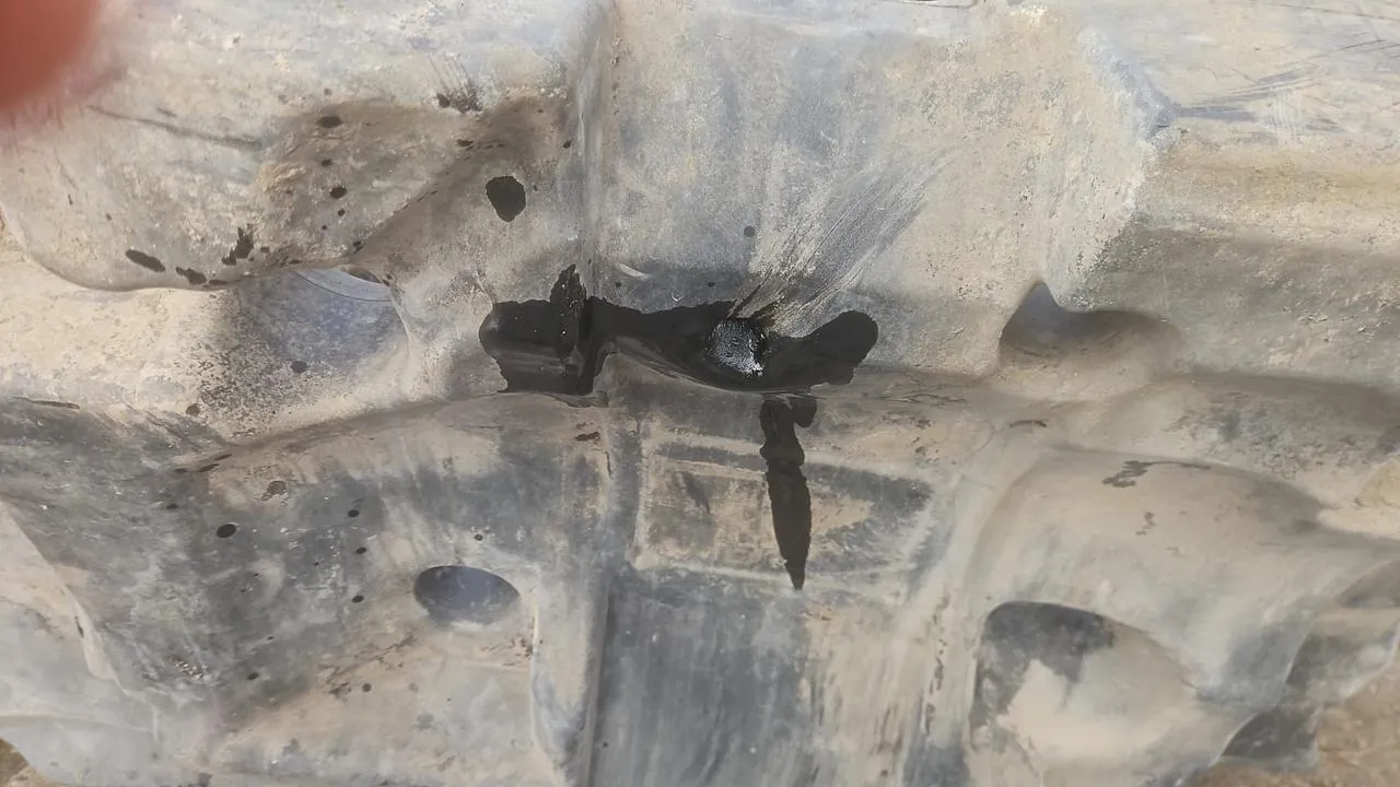 Foto 3 der Reparatur — Kraftstofftank-Reparatur Fendt 900 Vario S4 — Żerniki