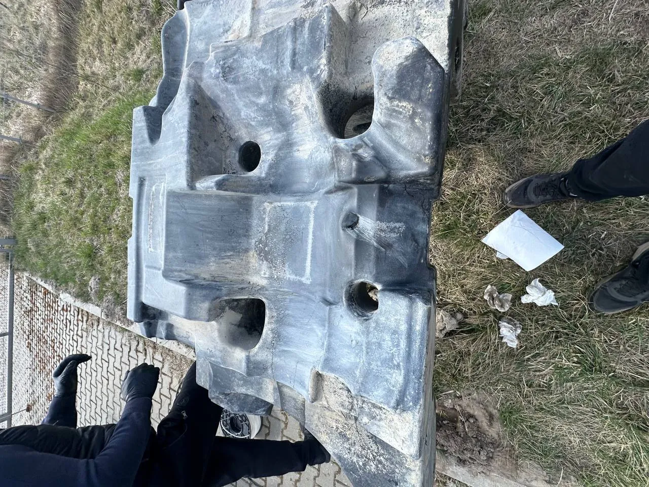 Foto 8 der Reparatur — Kraftstofftank-Reparatur Fendt 900 Vario S4 — Żerniki