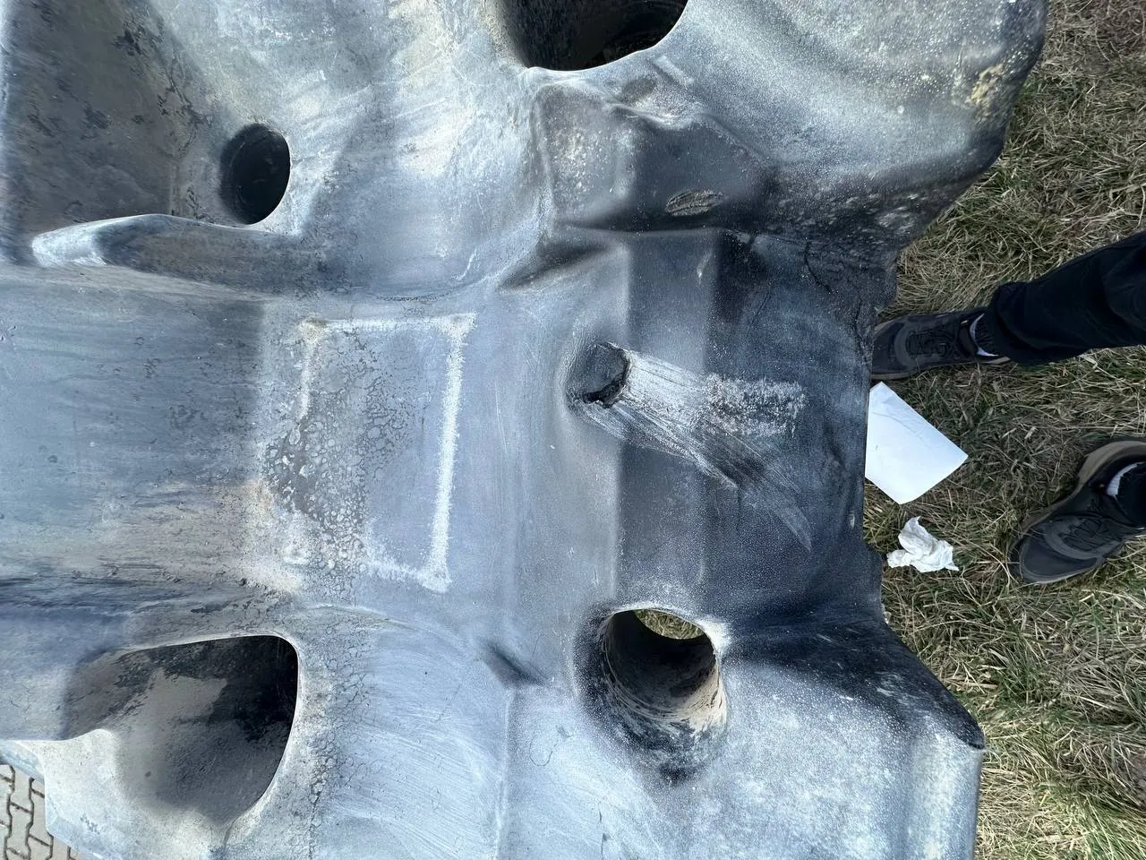 Foto 9 der Reparatur — Kraftstofftank-Reparatur Fendt 900 Vario S4 — Żerniki