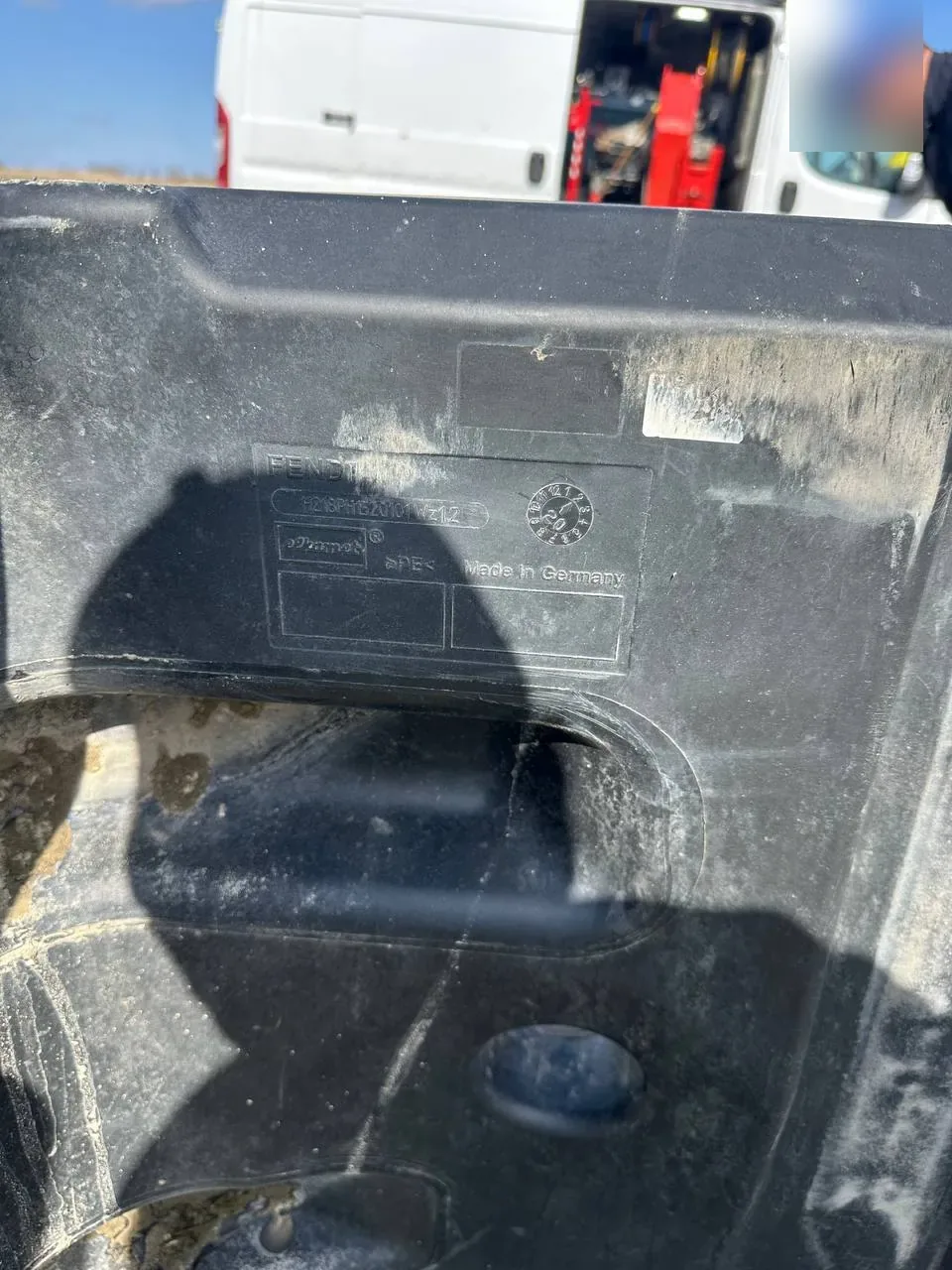 Foto 11 der Reparatur — Kraftstofftank-Reparatur Fendt 900 Vario S4 — Żerniki