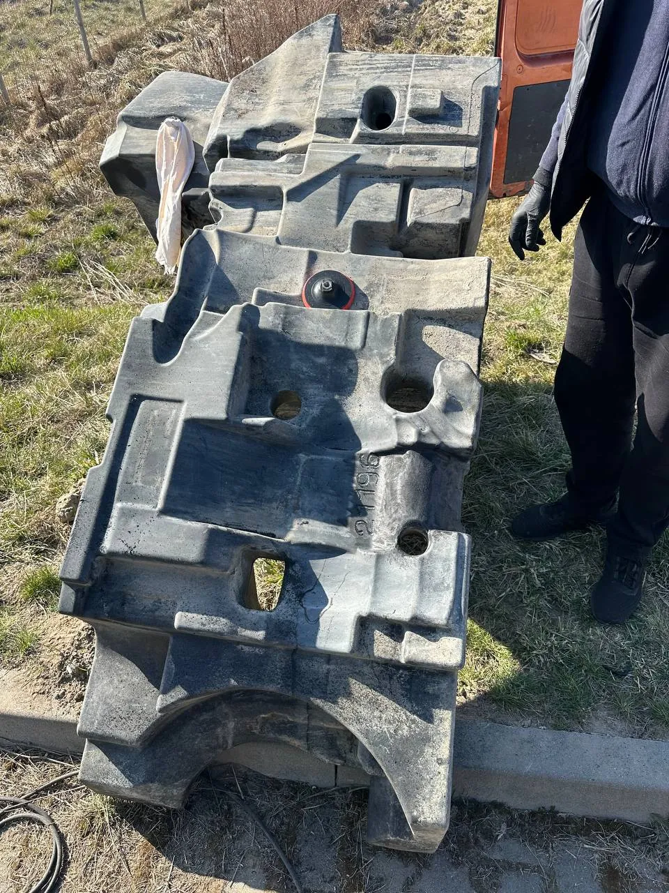 Foto 13 der Reparatur — Kraftstofftank-Reparatur Fendt 900 Vario S4 — Żerniki