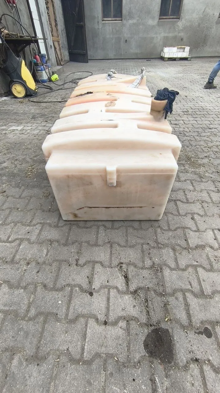 Foto 9 der Reparatur — Kraftstofftank-Reparatur Claas Jaguar 870 — Chojno