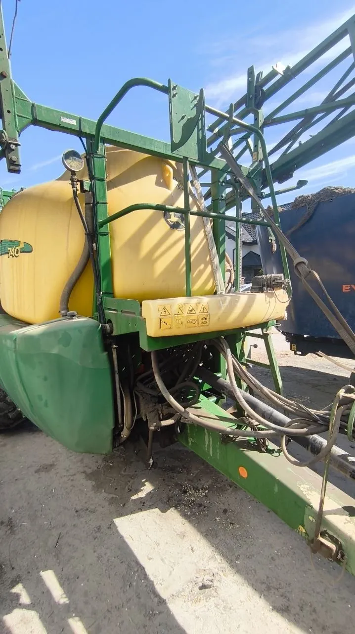 Foto 8 der Reparatur — Spritzentank-Reparatur John Deere M740 — Wesołówka