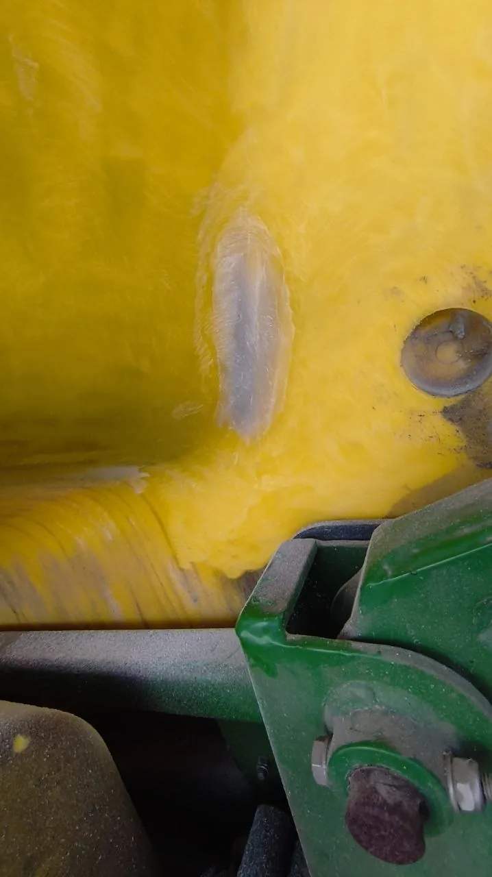 Foto 19 der Reparatur — Spritzentank-Reparatur John Deere M740 — Wesołówka