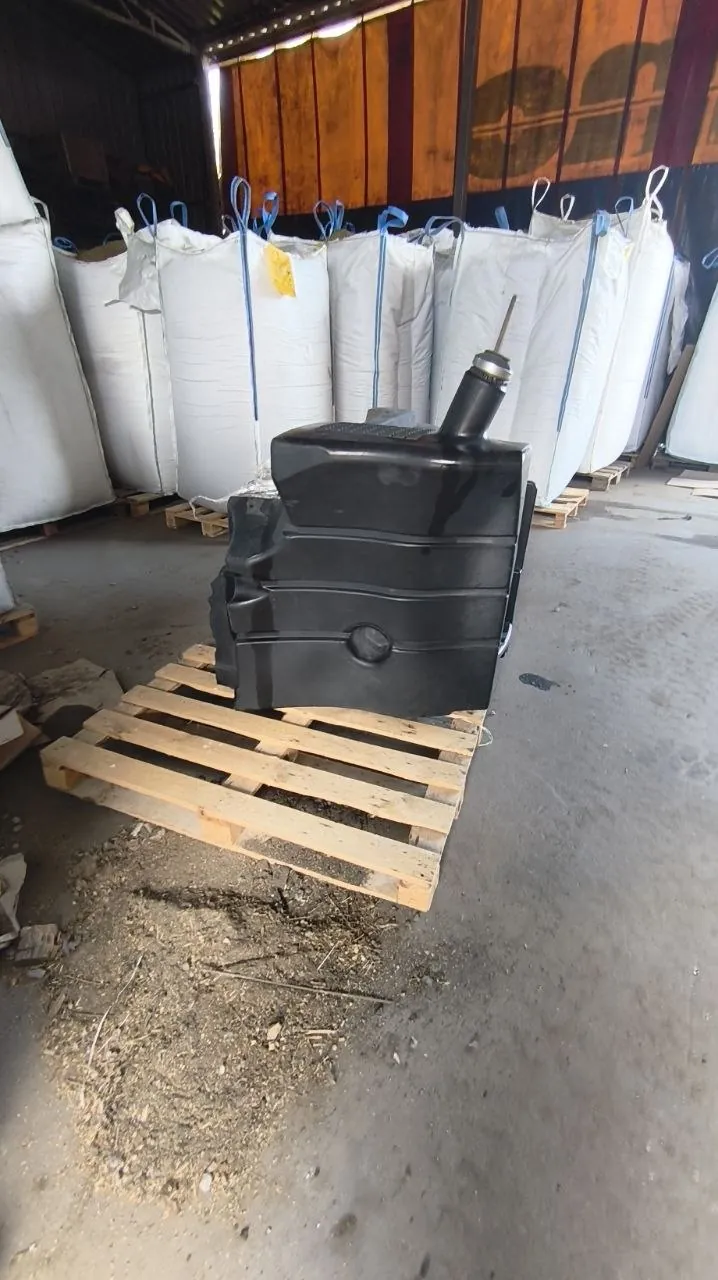 Foto 3 der Reparatur — Kraftstofftank-Reparatur Fendt 828 — Stanin