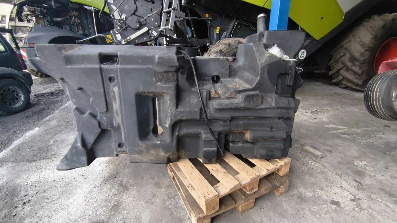 Foto 14 der Reparatur — Kraftstofftank-Reparatur Fendt 828 — Stanin