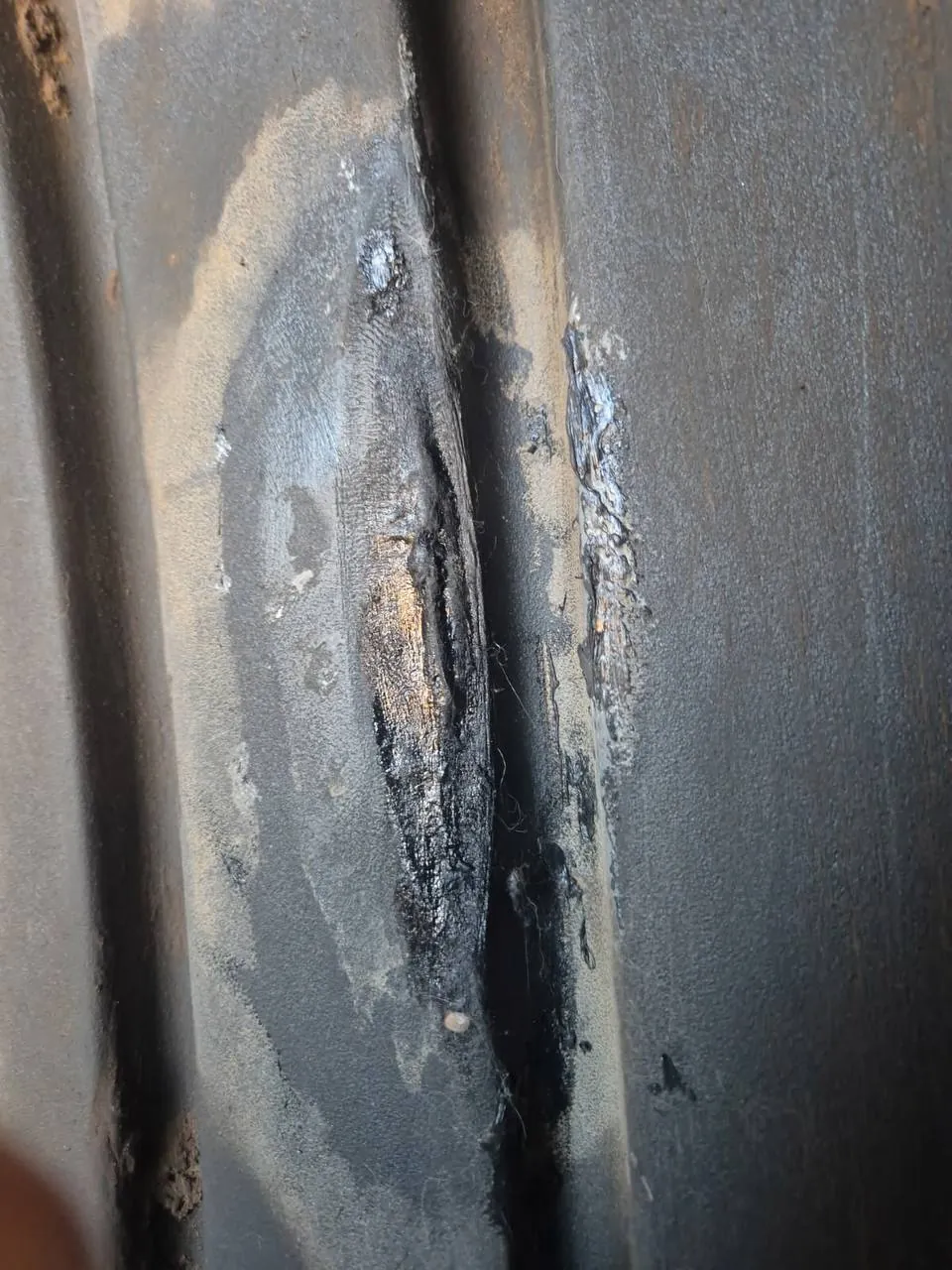 Foto 4 der Reparatur — Kraftstofftank-Reparatur Deutz Fahr 7210TTV — Bałdowo
