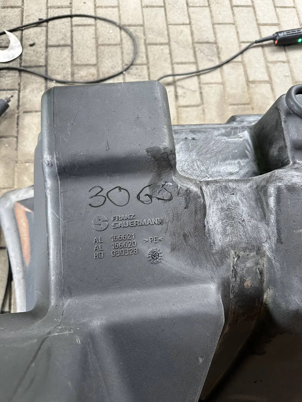 Foto 14 der Reparatur — Kraftstofftank-Reparatur John Deere 6930 Premium — Dudki