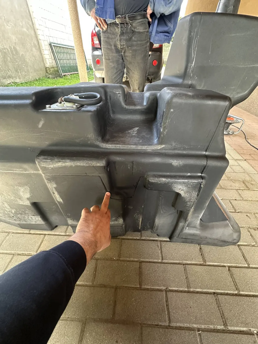 Foto 4 der Reparatur — Kraftstofftank-Reparatur John Deere 6930 Premium — Dudki