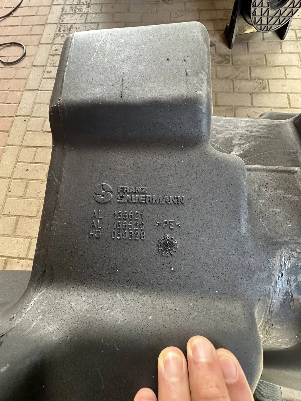 Foto 5 der Reparatur — Kraftstofftank-Reparatur John Deere 6930 Premium — Dudki