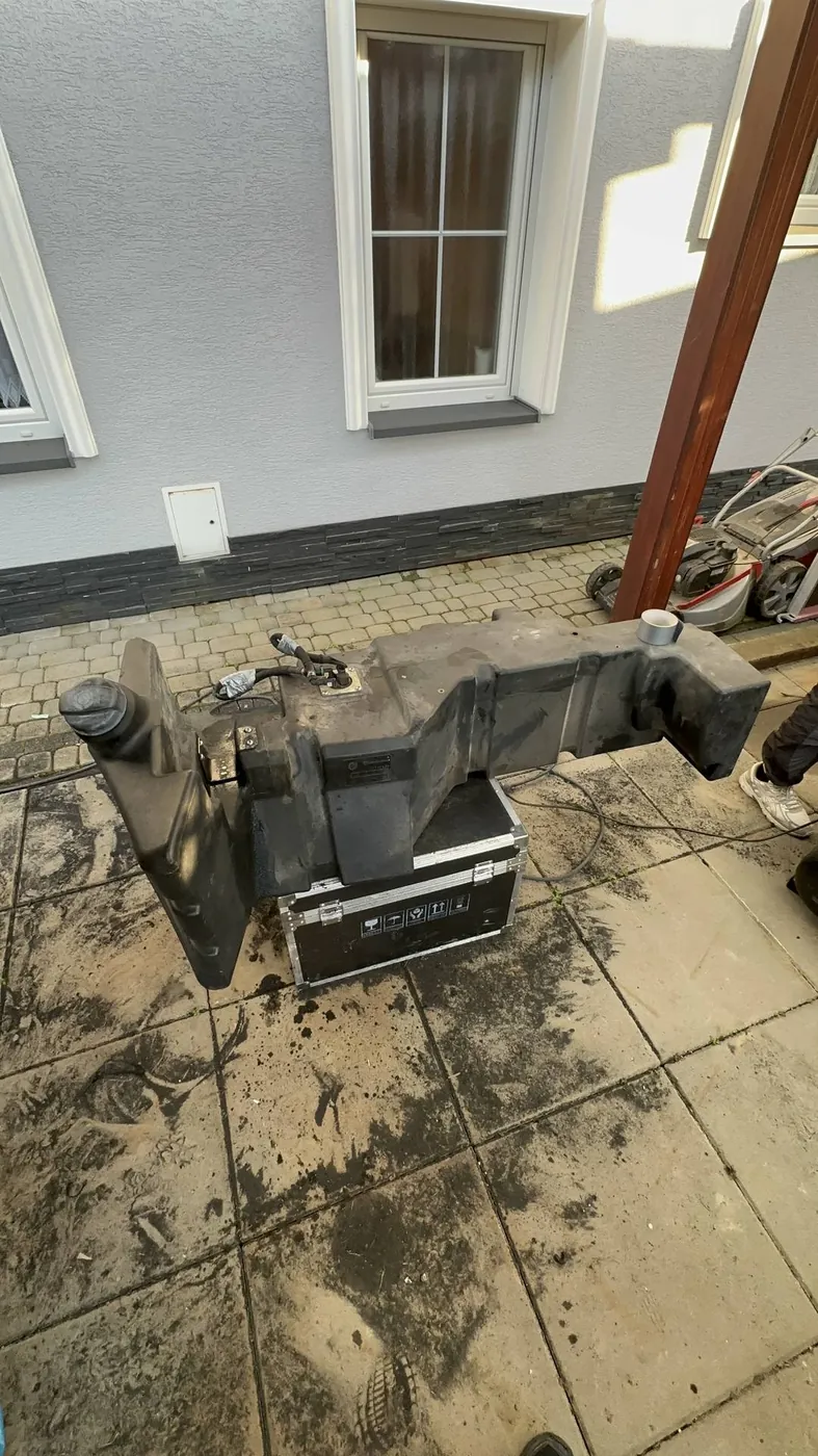 Foto 10 der Reparatur — Kraftstofftank-Reparatur Massey Ferguson — Podwilk