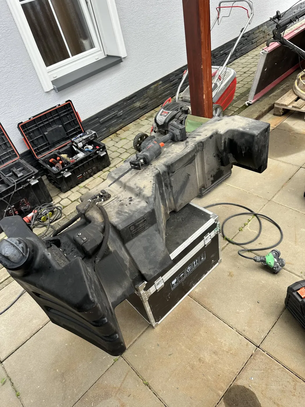 Foto 6 der Reparatur — Kraftstofftank-Reparatur Massey Ferguson — Podwilk