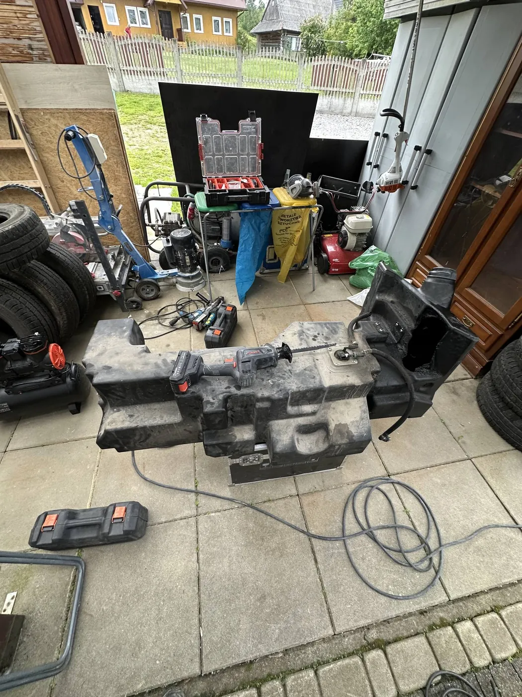 Foto 7 der Reparatur — Kraftstofftank-Reparatur Massey Ferguson — Podwilk