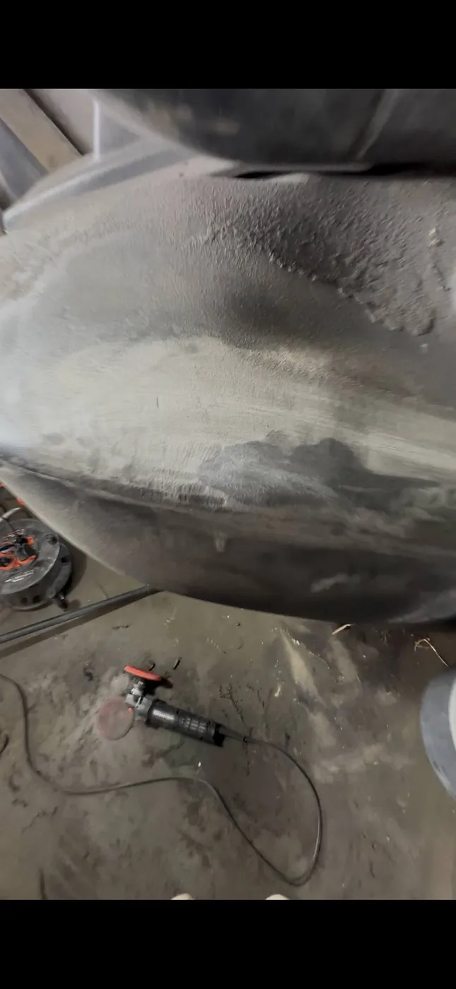 Foto 10 der Reparatur — Kraftstofftank-Reparatur John Deere 8320R — Chromiec