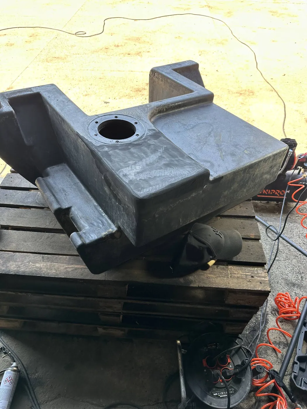 Foto 6 der Reparatur — Kraftstofftank-Reparatur JCB 530-70 — Stary Janin