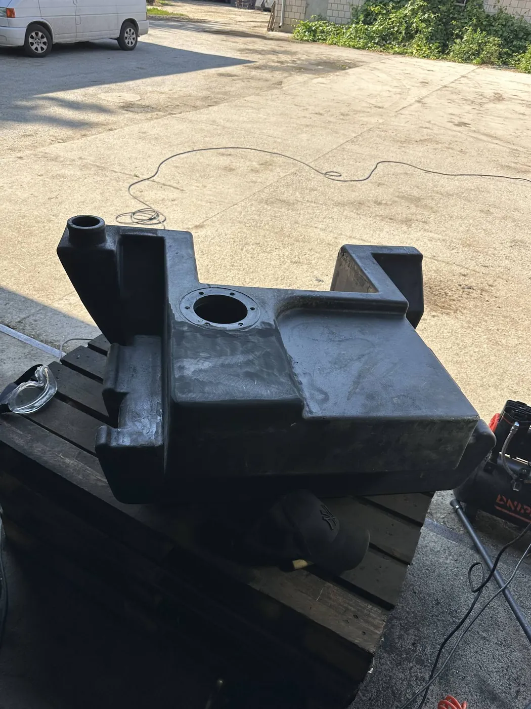 Foto 11 der Reparatur — Kraftstofftank-Reparatur JCB 530-70 — Stary Janin