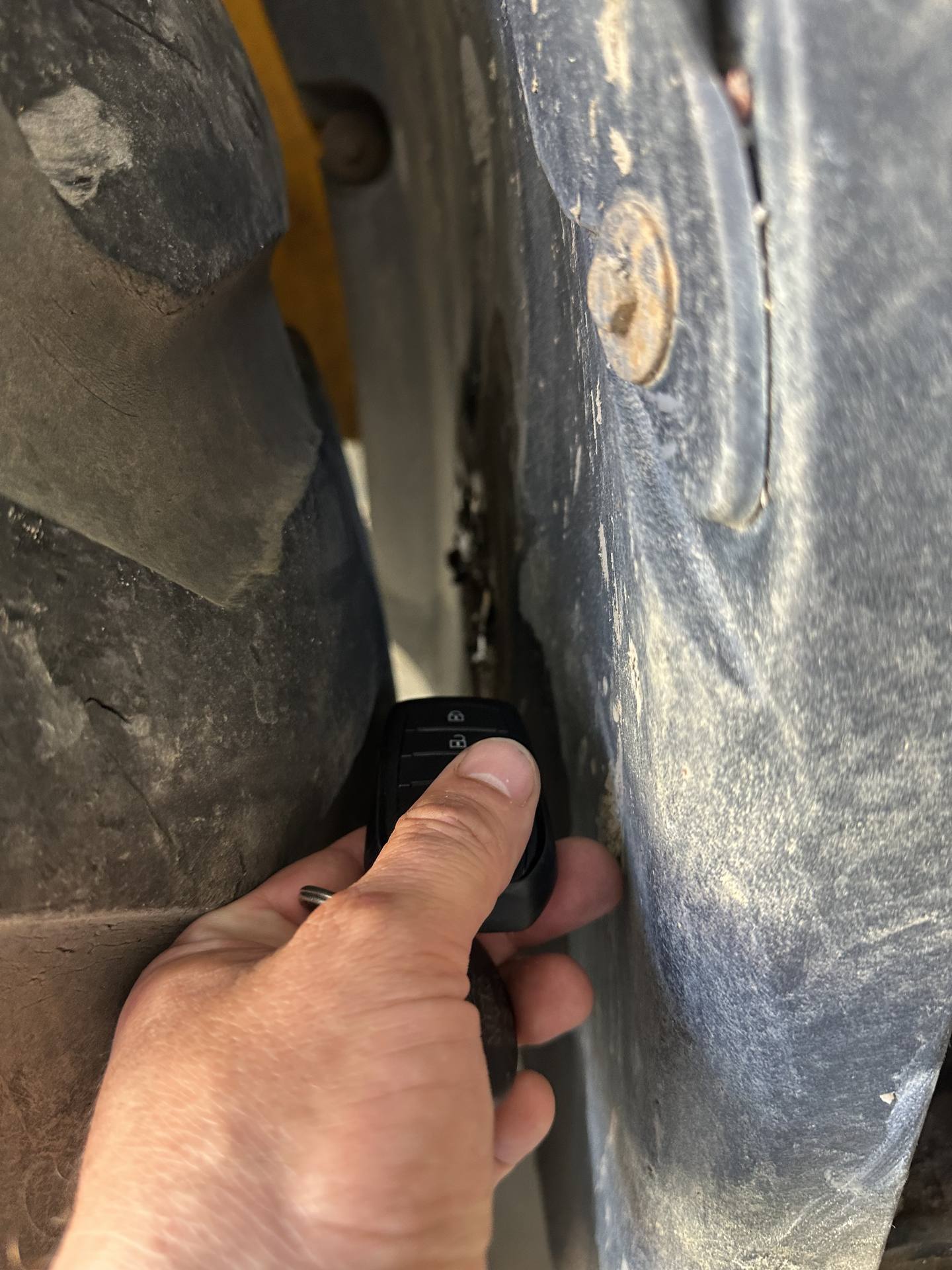 Foto 16 der Reparatur — Kraftstofftank-Reparatur JCB 3CX — Bolesławiec