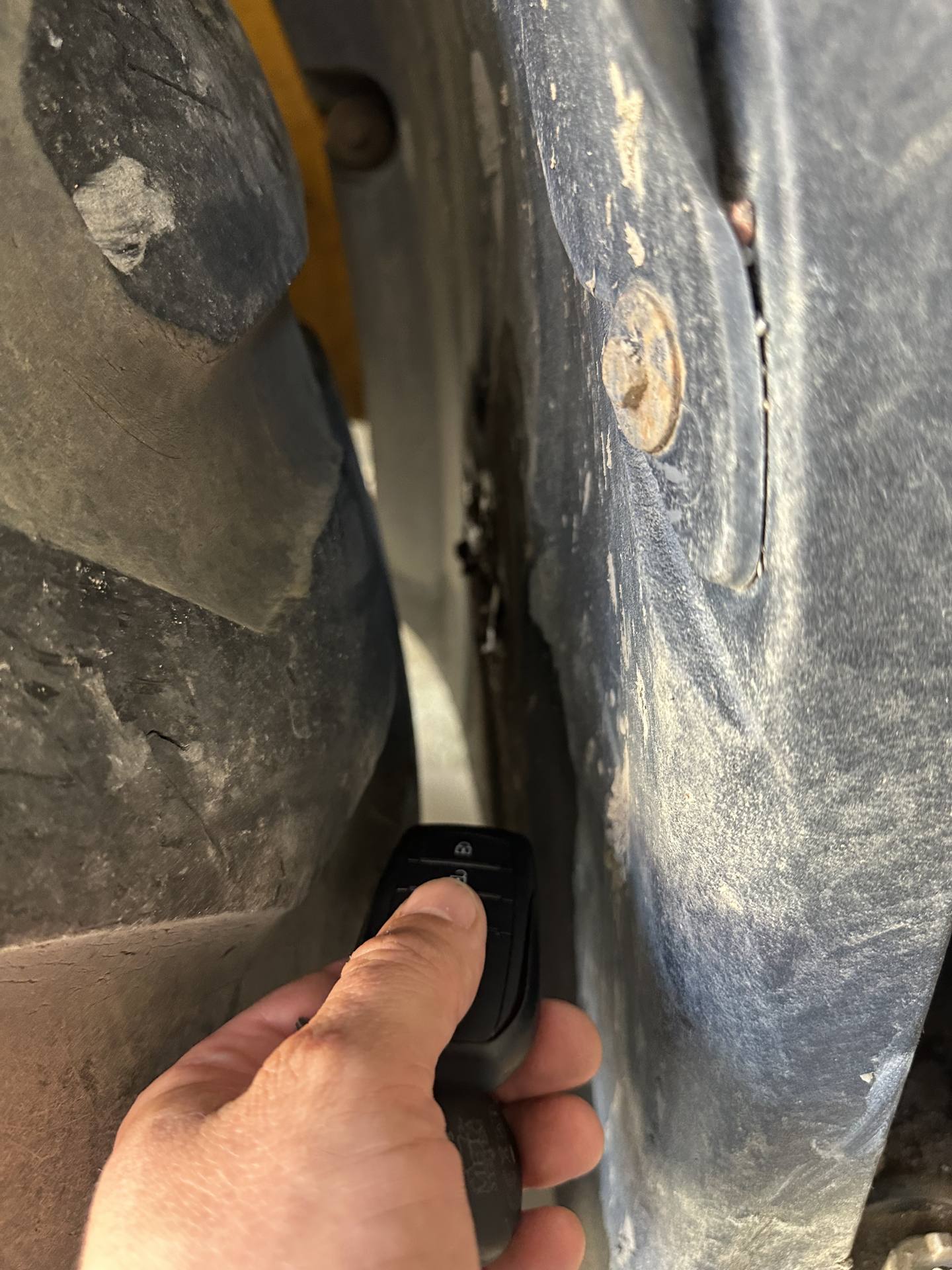 Foto 18 der Reparatur — Kraftstofftank-Reparatur JCB 3CX — Bolesławiec