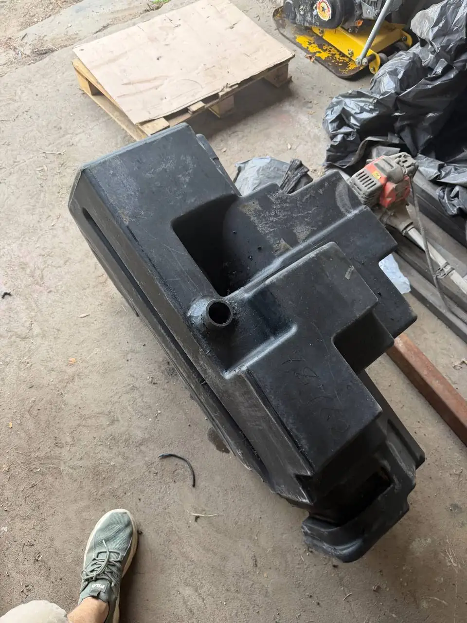 Foto 13 der Reparatur — Kraftstofftank-Reparatur Case Puma 180 — Uhnin