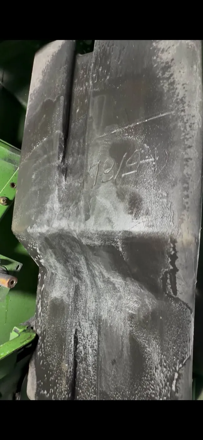 Foto 8 der Reparatur — Kraftstofftank-Reparatur John Deere 1550 — Wiklewo