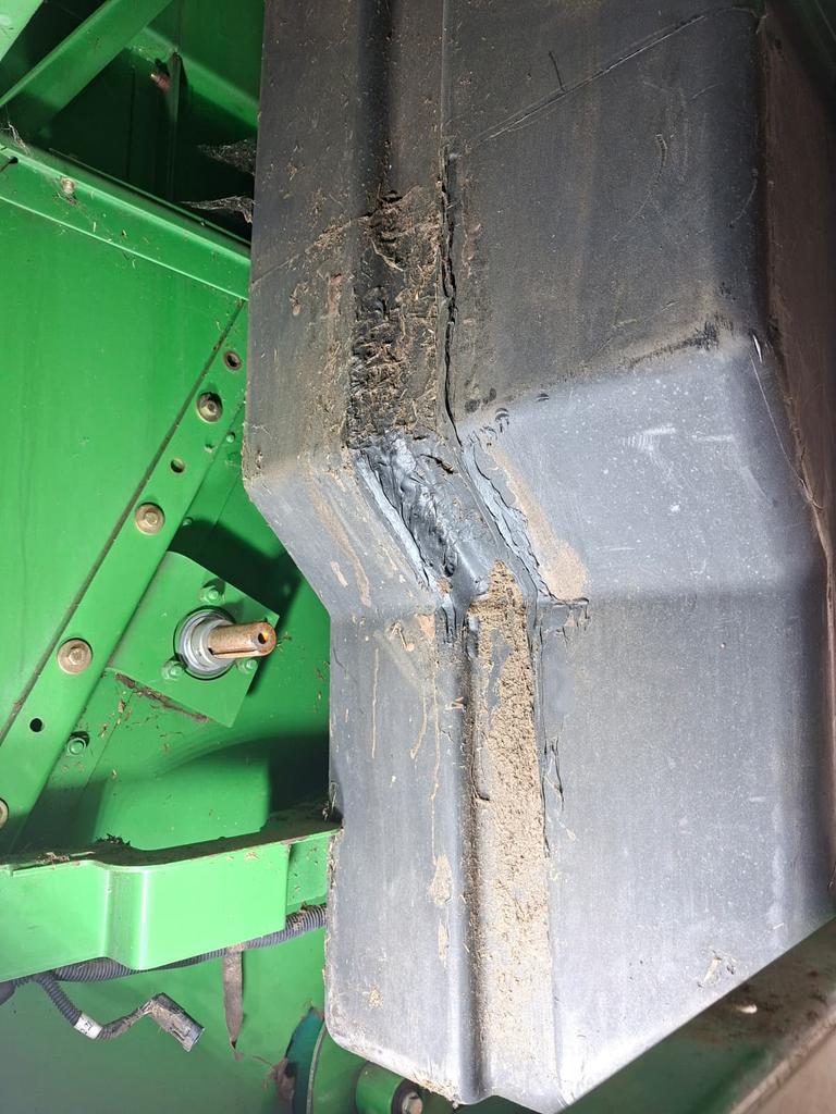 Foto 13 der Reparatur — Kraftstofftank-Reparatur John Deere 1550 — Wiklewo