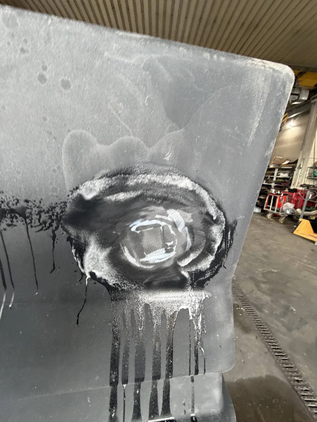 Foto 16 der Reparatur — Kraftstofftank-Reparatur Case IH Axial-Flow 6150 — Górno