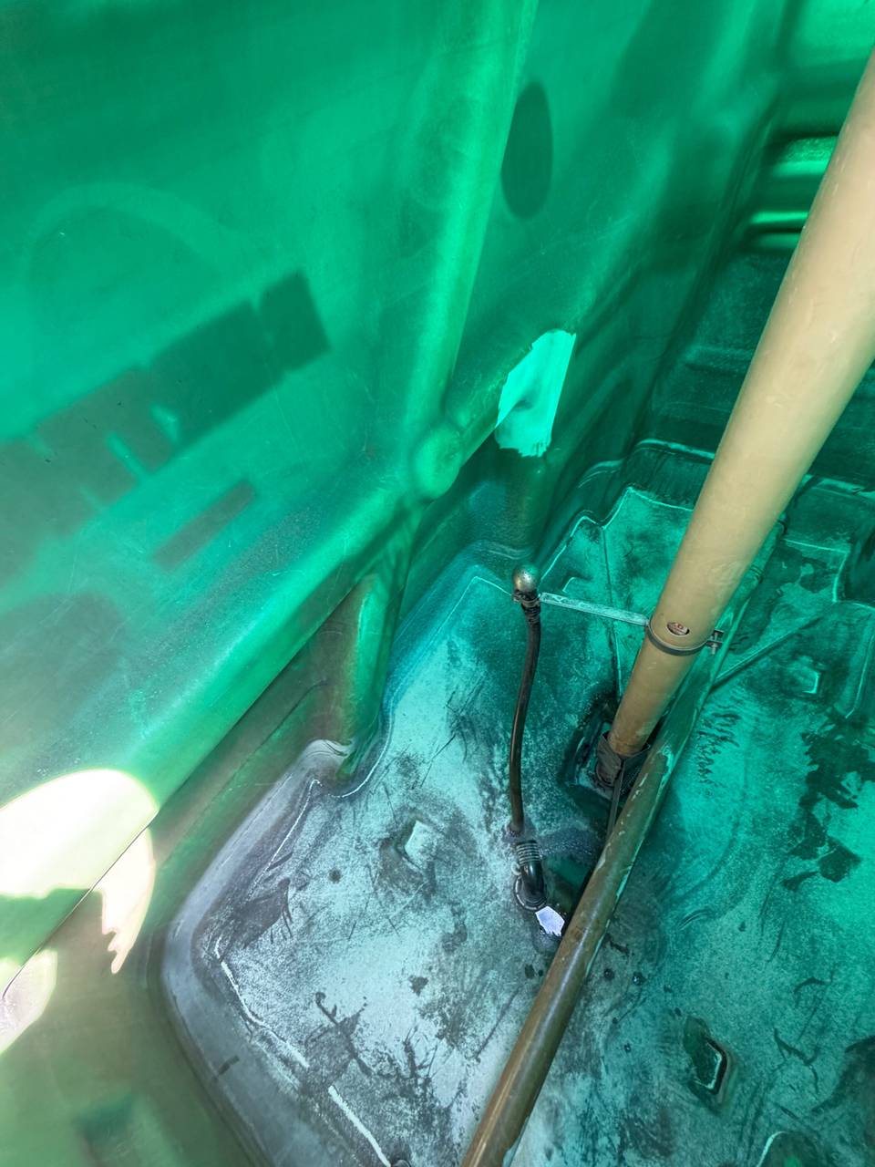 Foto 21 der Reparatur — Spritzentank-Reparatur Berthoud Racer — Karmelita