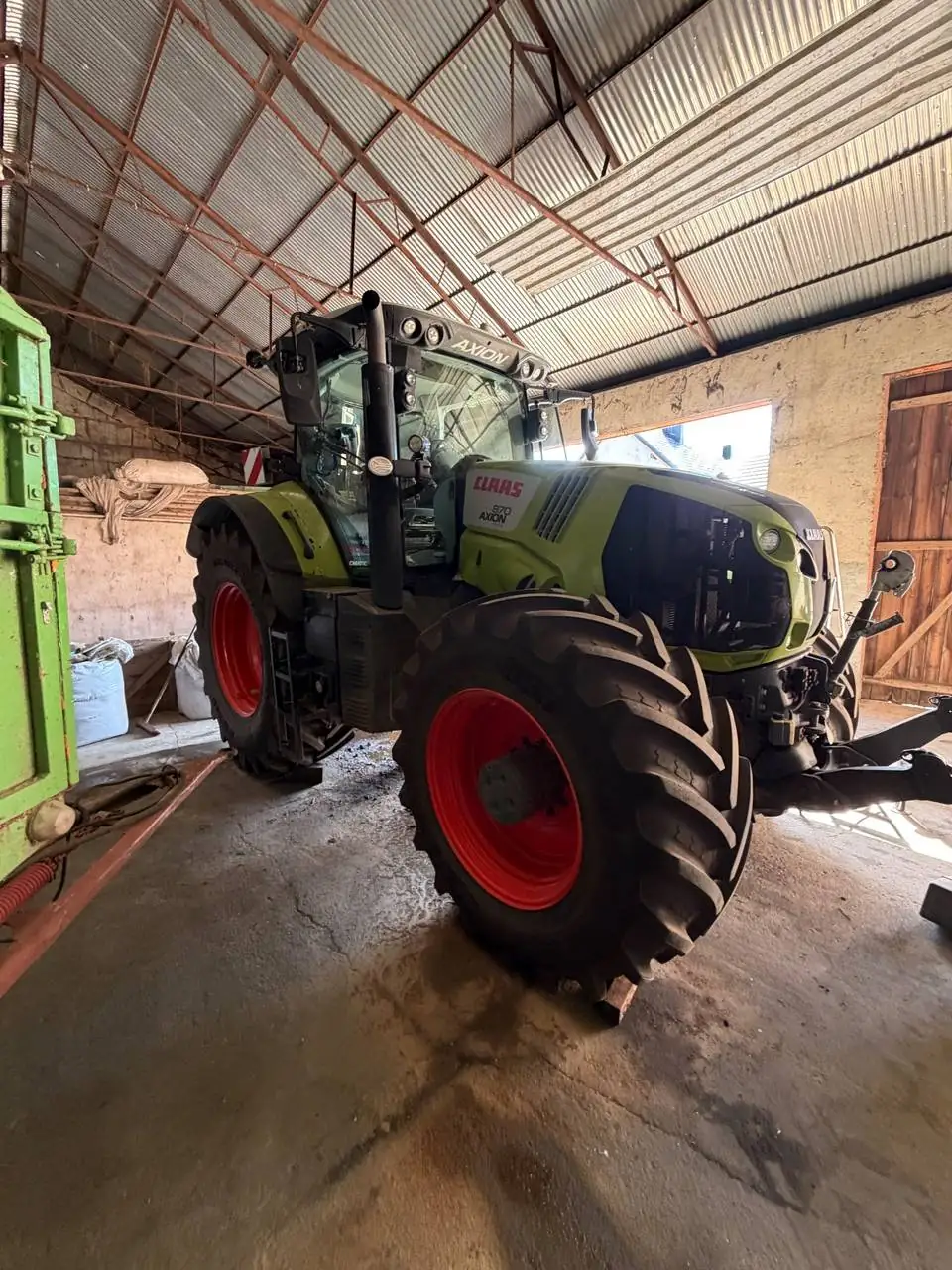 Kraftstofftank — Claas Aksion 870