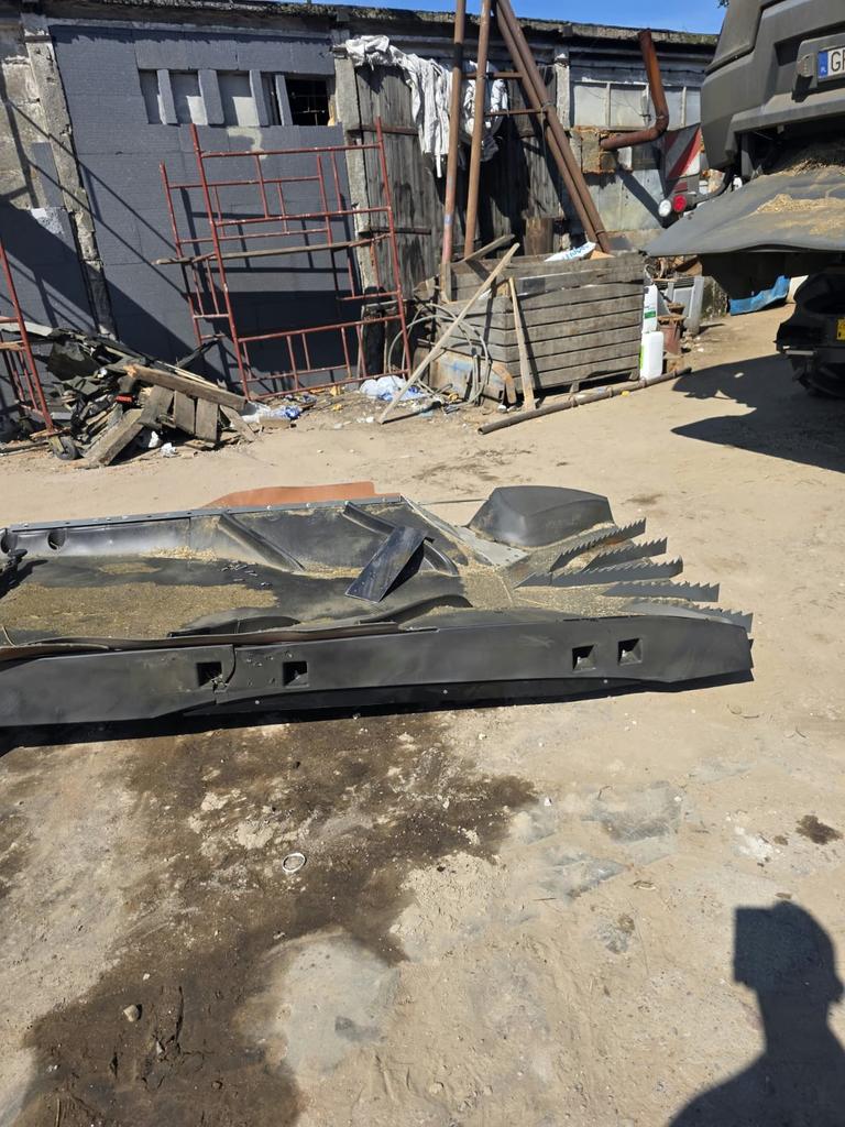 Foto 4 der Reparatur — Förderboden-Reparatur Massey Ferguson Ideal 7 — Bielica