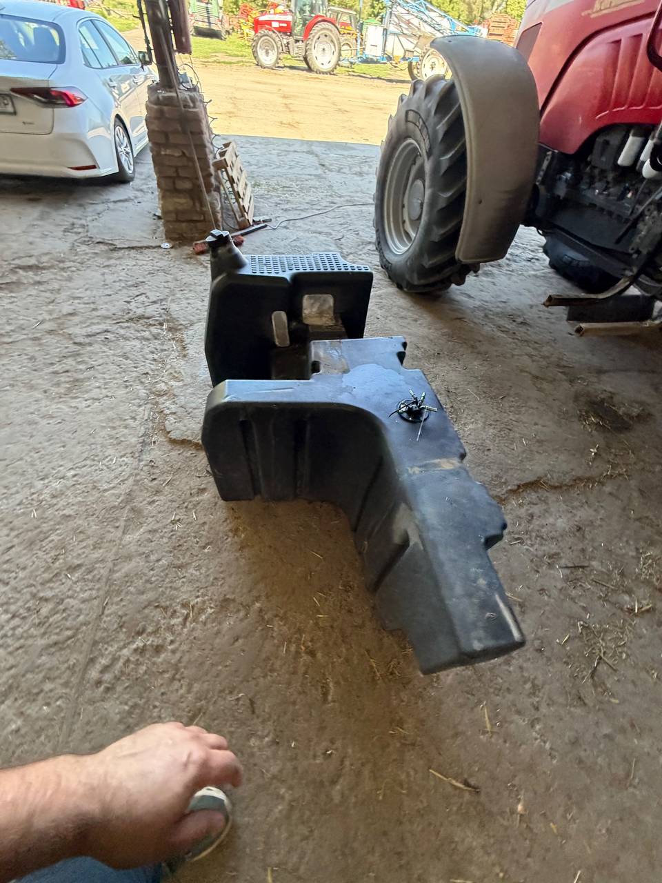 Foto 10 der Reparatur — Kraftstofftank-Reparatur Massey Ferguson