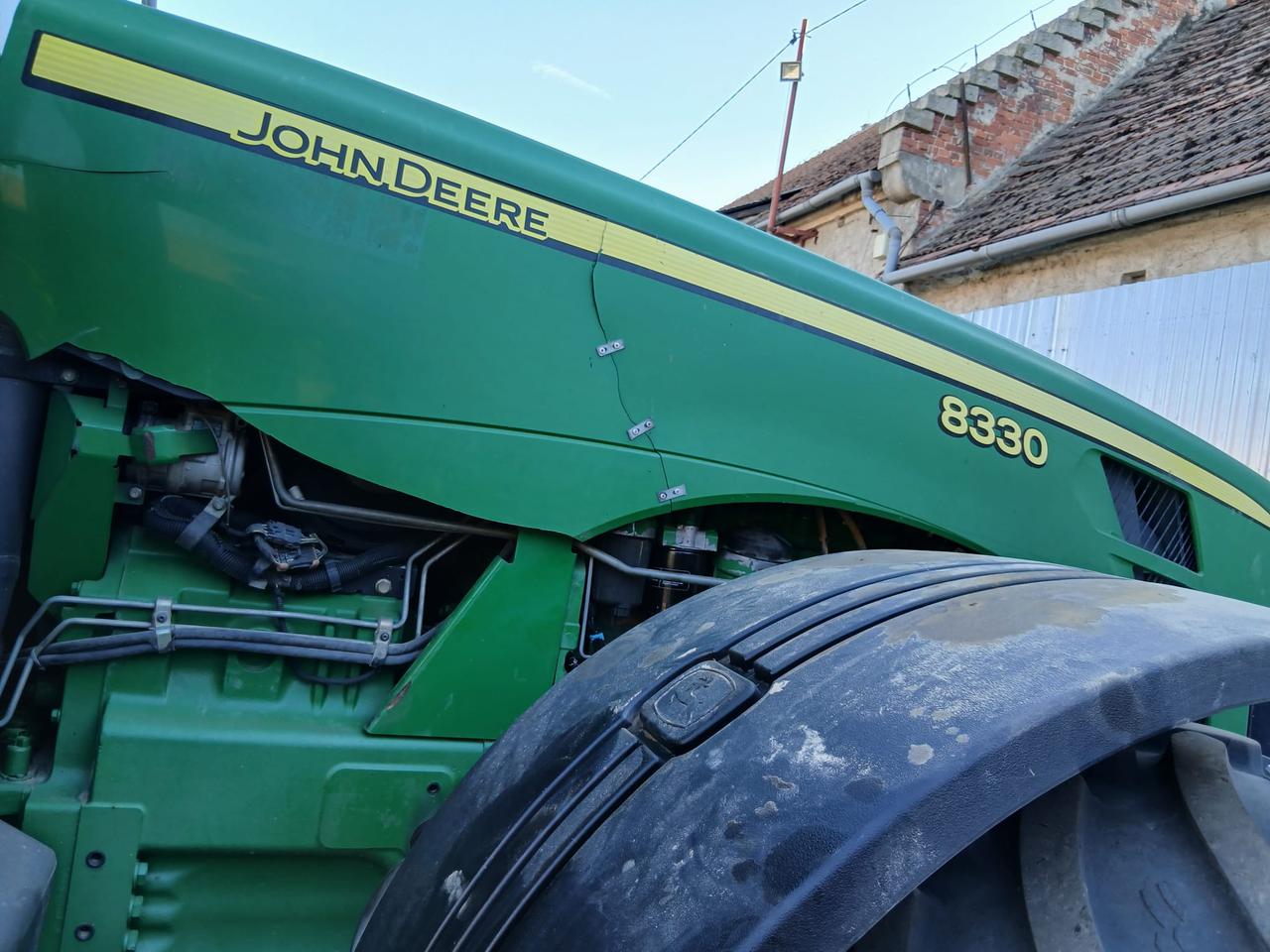 Foto 3 der Reparatur — Kraftstofftank-Reparatur John Deere 8330 — Uniejowice